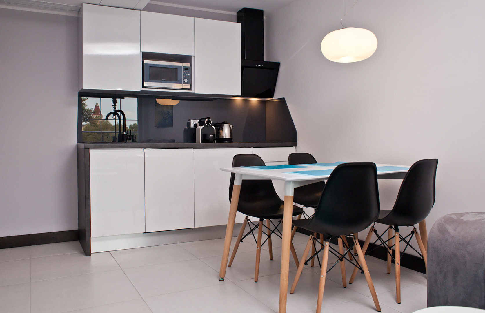 Apartament z 1 sypialnia i balkonem Apartament z 1 sypialnia i balkonem